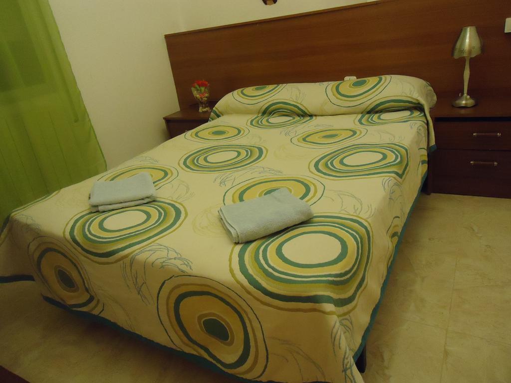 Hotel Pension Mode Lleida Zewnętrze zdjęcie