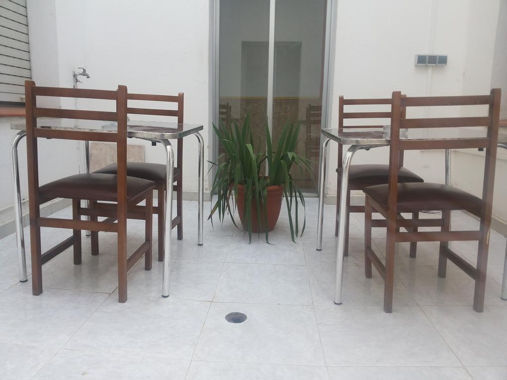 Hotel Pension Mode Lleida Zewnętrze zdjęcie